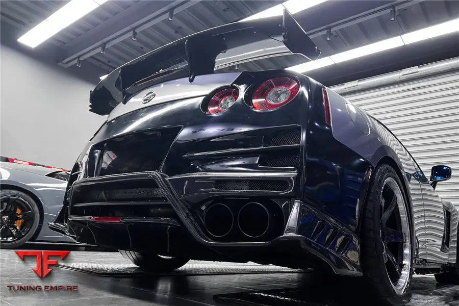 NISSAN GTR R35 CBA/DBA/EBA TS STYLE REAR BUMPER W/ DIFFUSER & FINS BSD