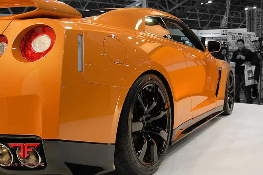 NISSAN GTR R35 CBA ZEL STYLE CARBON FIBER REAR LIP DIFFUSER BSD