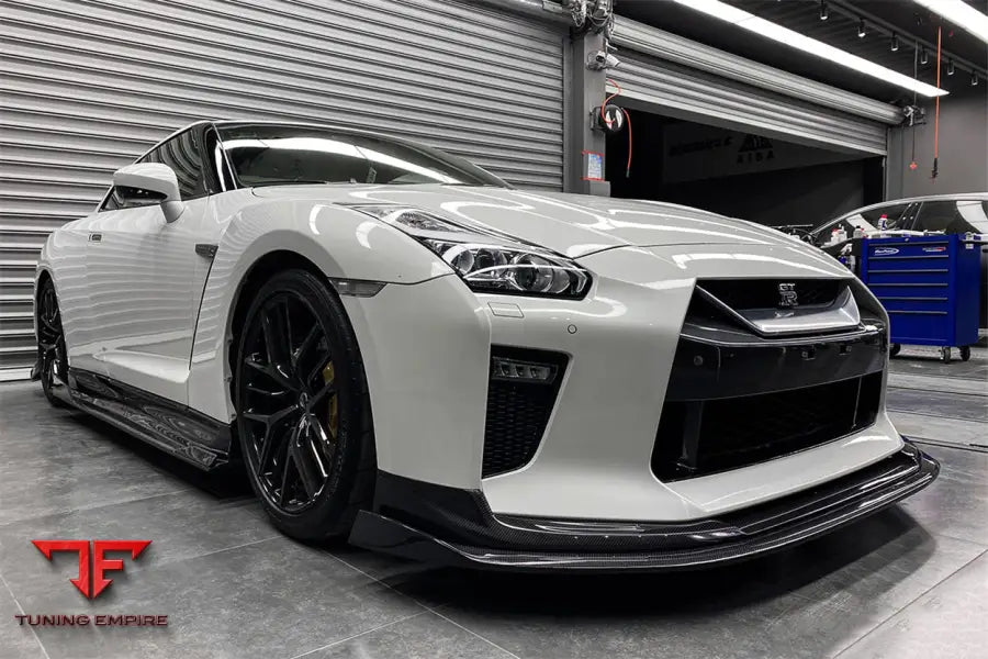 NISSAN GTR R35 EBA BKSS STYLE CARBON FIBER SIDE SKIRTS BSD