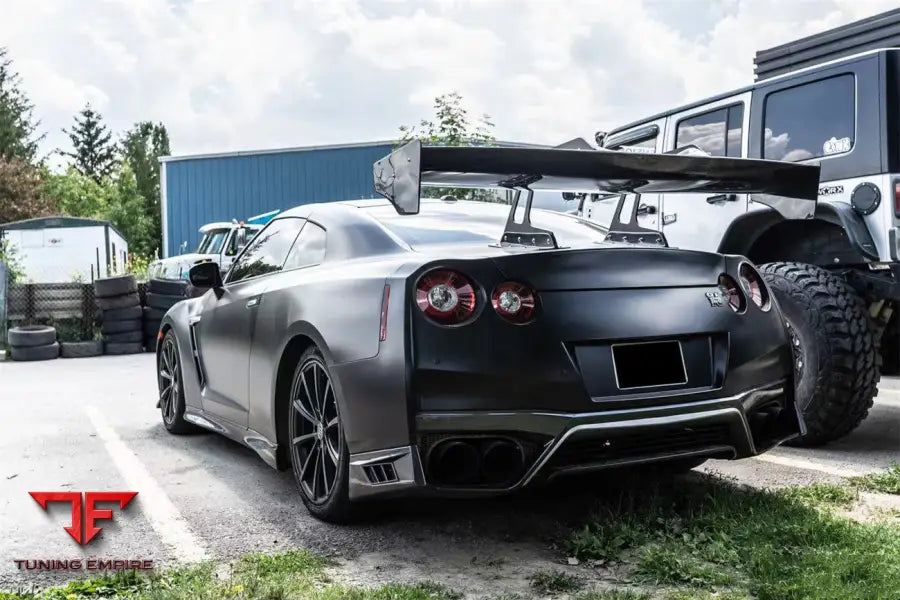 NISSAN GTR R35 EBA CARBON FIBER REAR DIFFUSER SIDE VENTS BSD