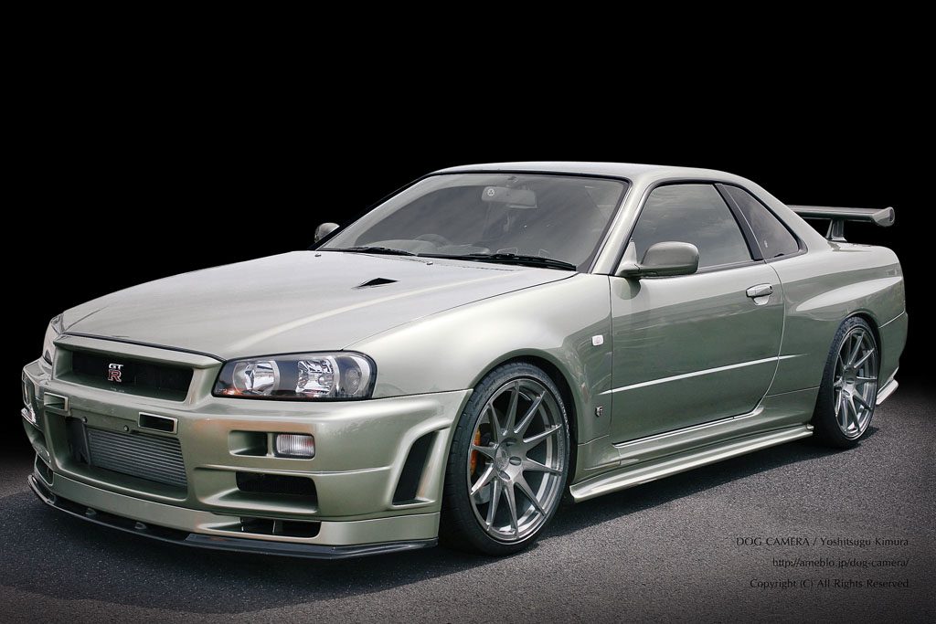 NISSAN SKYLINE GT-R on custom forged wheels