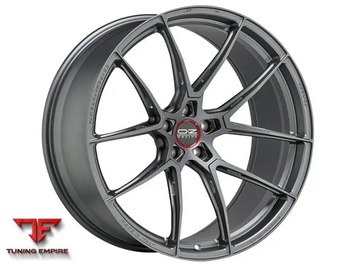 OZ Racing Estrema Forgiata wheel