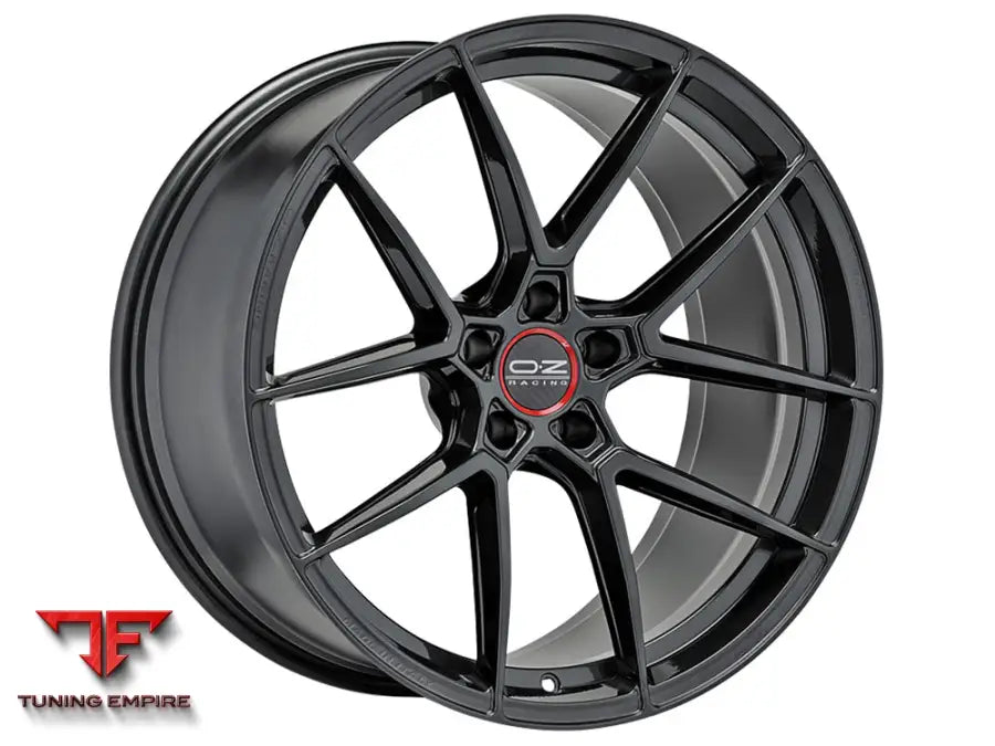 OZ Racing Estrema GT HLT wheel
