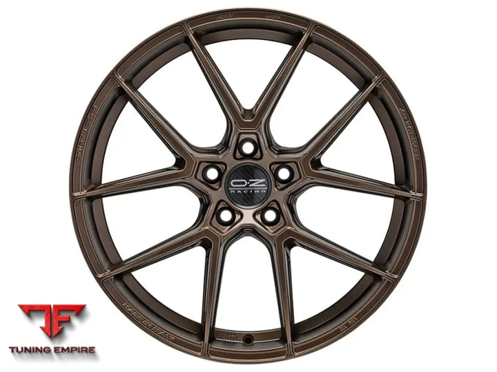 OZ Racing Estrema GT HLT wheel