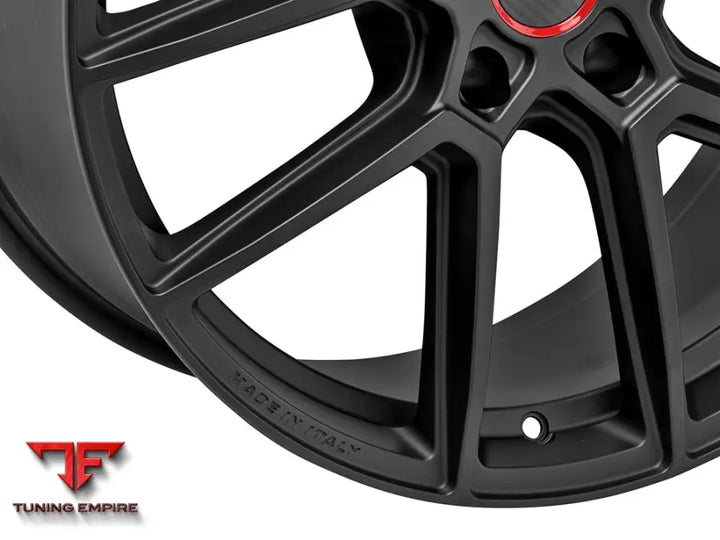 OZ Racing Estrema XT wheel