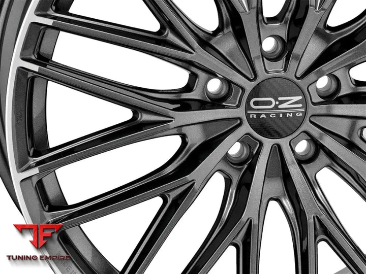 OZ Racing Gran Turismo HLT wheel