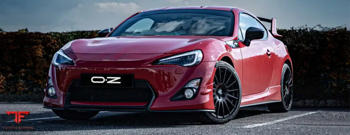 OZ Racing Superturismo GT wheel