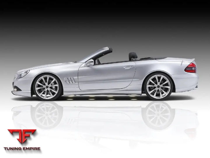 PIECHA MERCEDES BENZ SL CLASS R230 FACELIFT BODY KIT 2008-2012Y