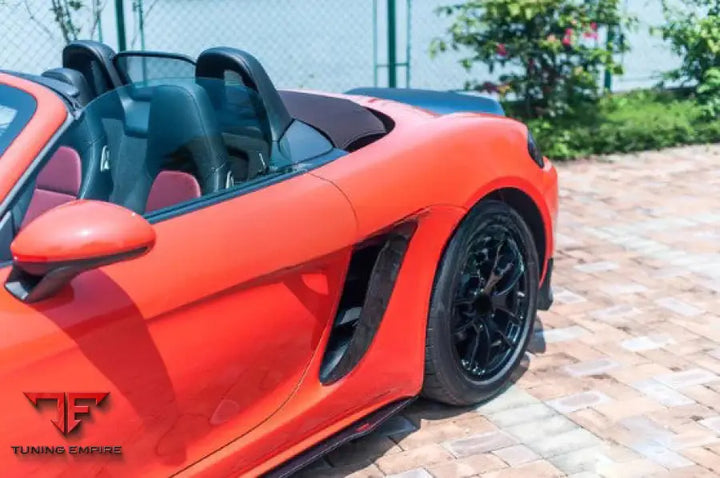 PORSCHE 718 BOXTER/CAYMAN 2016 + V2 CARBON BODY KIT