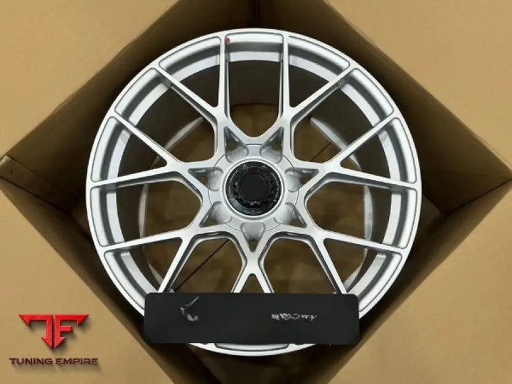 PORSCHE 718 CAYMAN GT4RS WHEELS