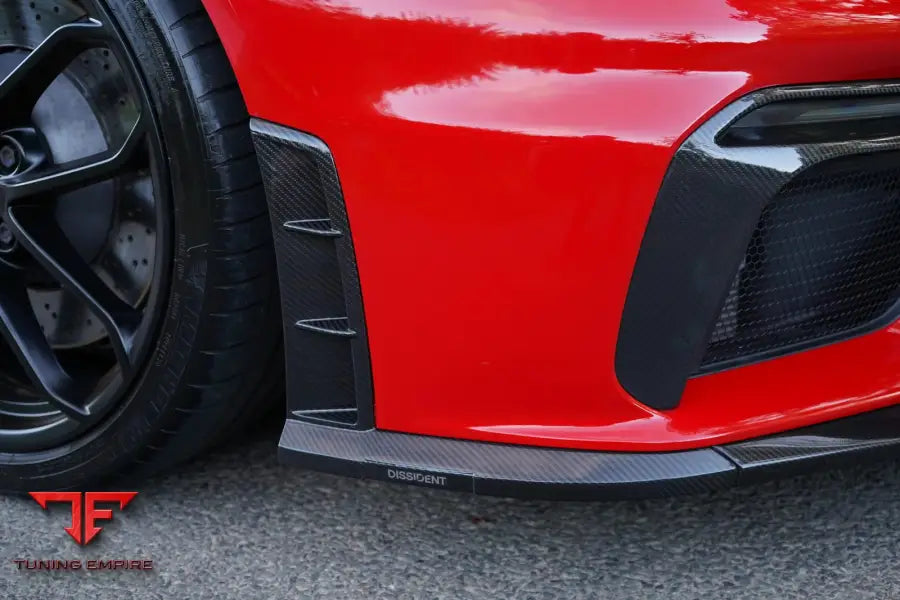 Porsche 718 GT4 splitter end vent detail