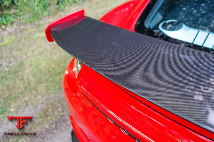 Porsche 718 GT4 carbon wing endplate fitted