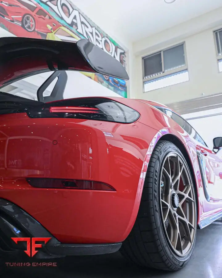 PORSCHE 718 GT4 RS CARBON FIBER PARTS