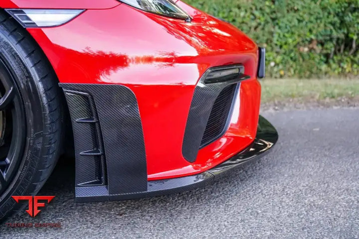 Porsche 718 GT4 Spyder road carbon front end detail