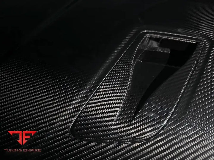 PORSCHE 718 GT4 CARBON CONVERSION BODY KIT PP + DRY CARBON