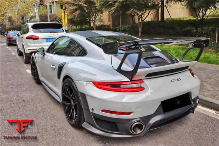 PORSCHE 911 / 991.2 CARRERA S GT2RS-STYLE GT2RS CARBON FIBER SIDE SKIRTS BSD