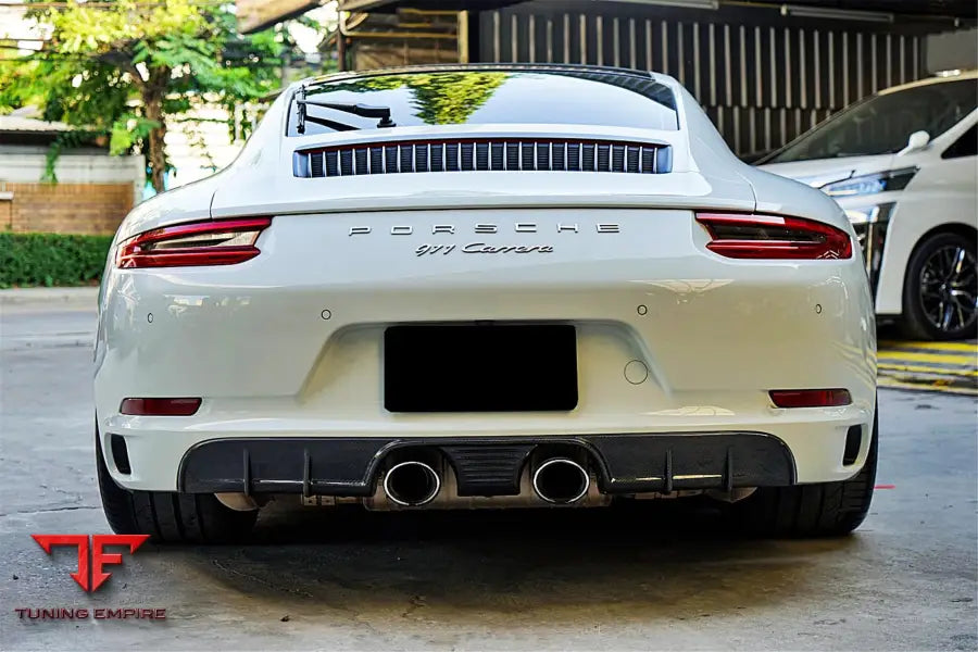 PORSCHE 911 / 991.2 CARRERATARGAS4SGTS STYLE MIDDLE EXHAUST REAR LIP BSD