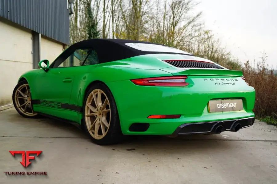 Porsche 911 991.2 carbon package fitted