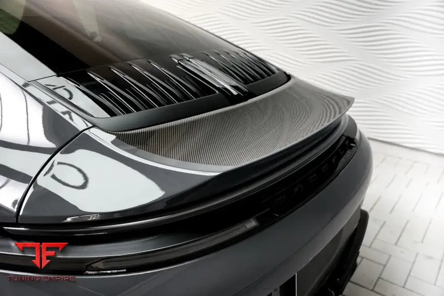 Porsche 911 992.2 mini ducktail fitted