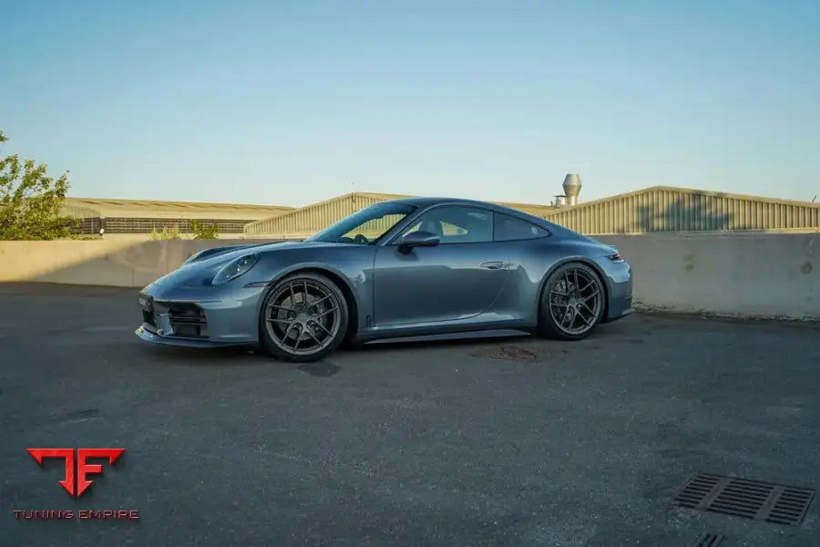 Porsche 911 992.2 Targa carbon pack detail