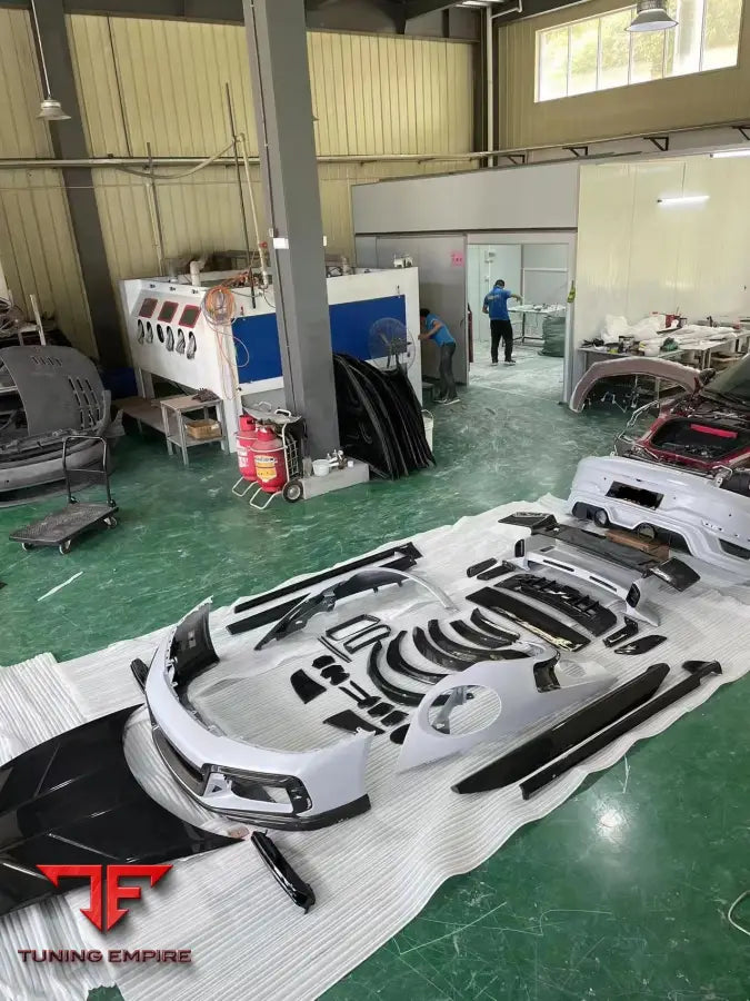 PORSCHE 911 992 2018 + CARBON BODY KIT