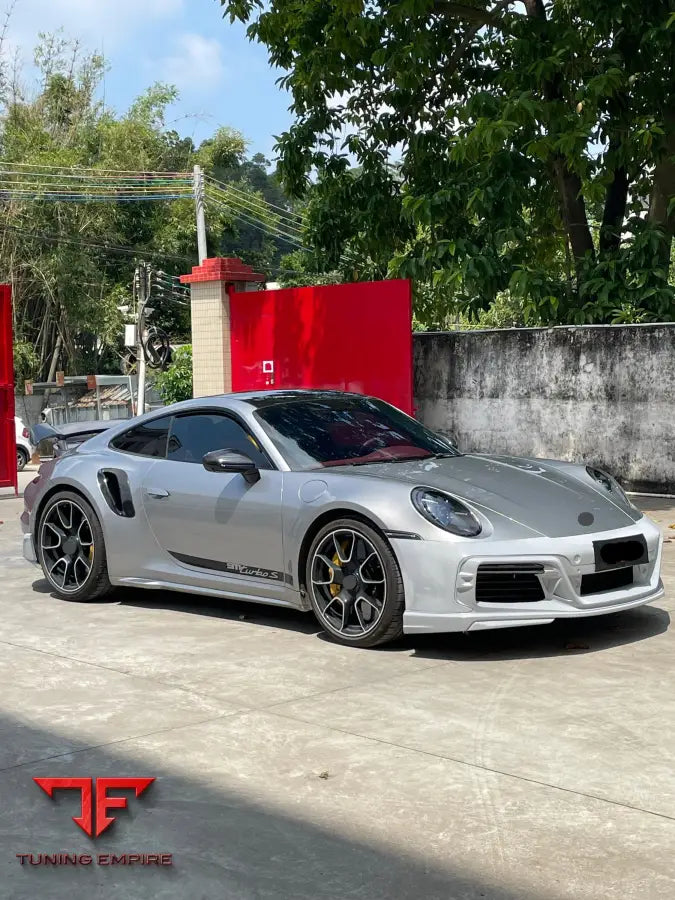 PORSCHE 911 992 2018 + CARBON BODY KIT