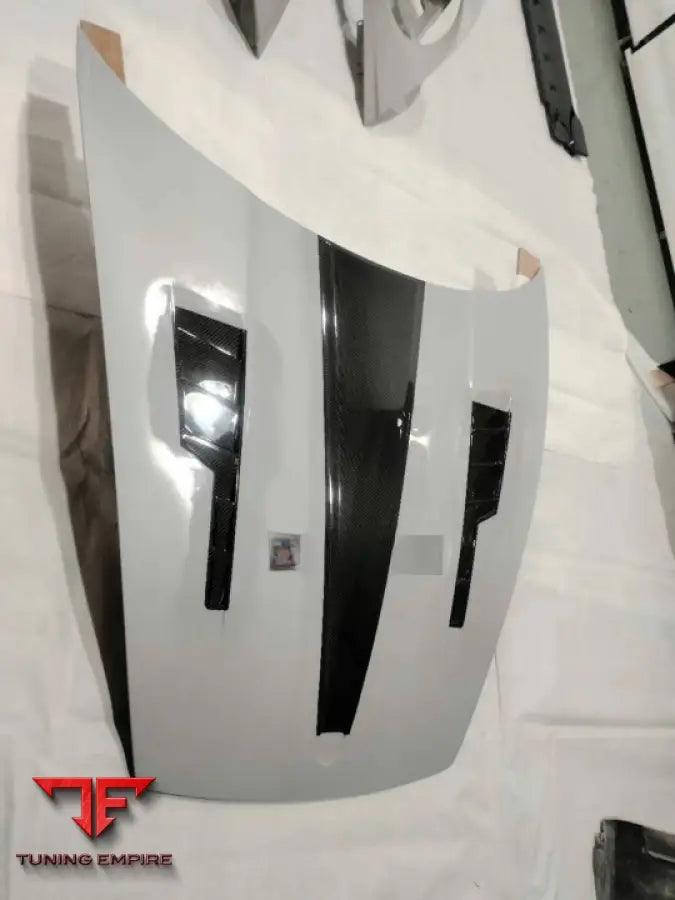 PORSCHE 911 992 CARRERA 2019 + CARBON BODY KIT