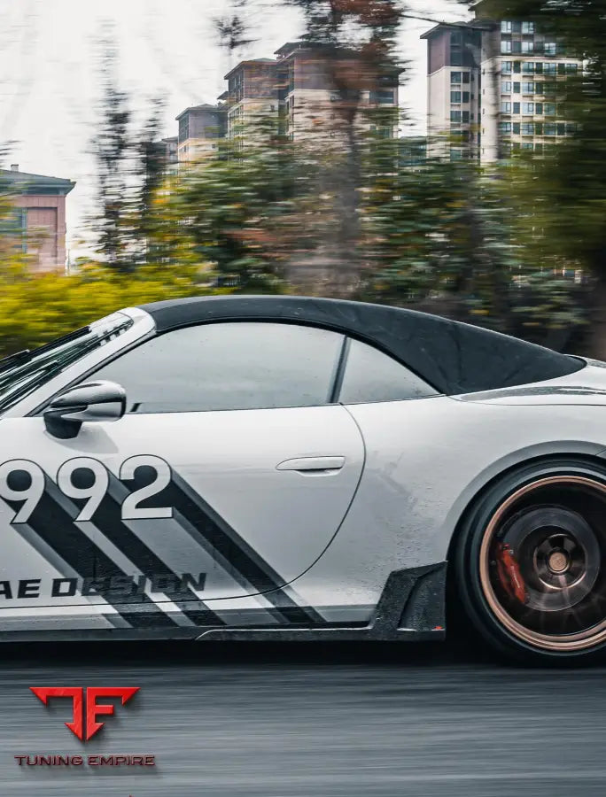 Porsche 911 992 AE side skirts