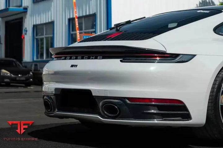 PORSCHE 911 / 992 CARRERA S & 4 & 4S & TARGA & CABRIOLET BKSS STYLE TRUNK WING BSD