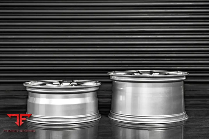 PORSCHE 911/992 KAHN FORGED ALLOY WHEELS