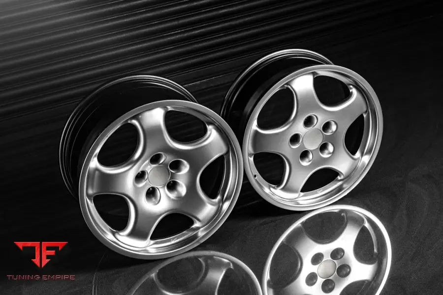 PORSCHE 911/992 KAHN FORGED ALLOY WHEELS
