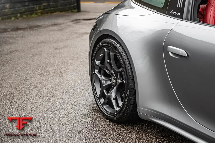 PORSCHE 911/992 KAHN FORGED ALLOY WHEELS