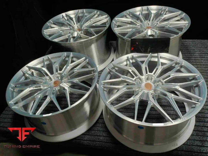 PORSCHE 911 992 R-1 WHEELS