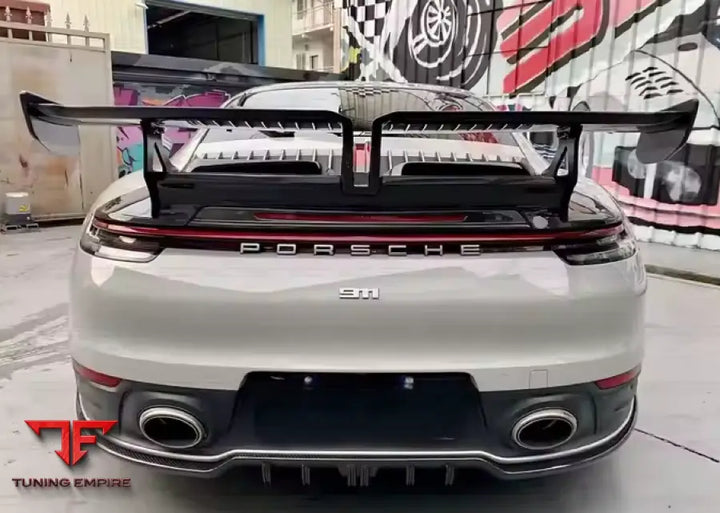 PORSCHE 911 CARBON BODY KIT PARTS