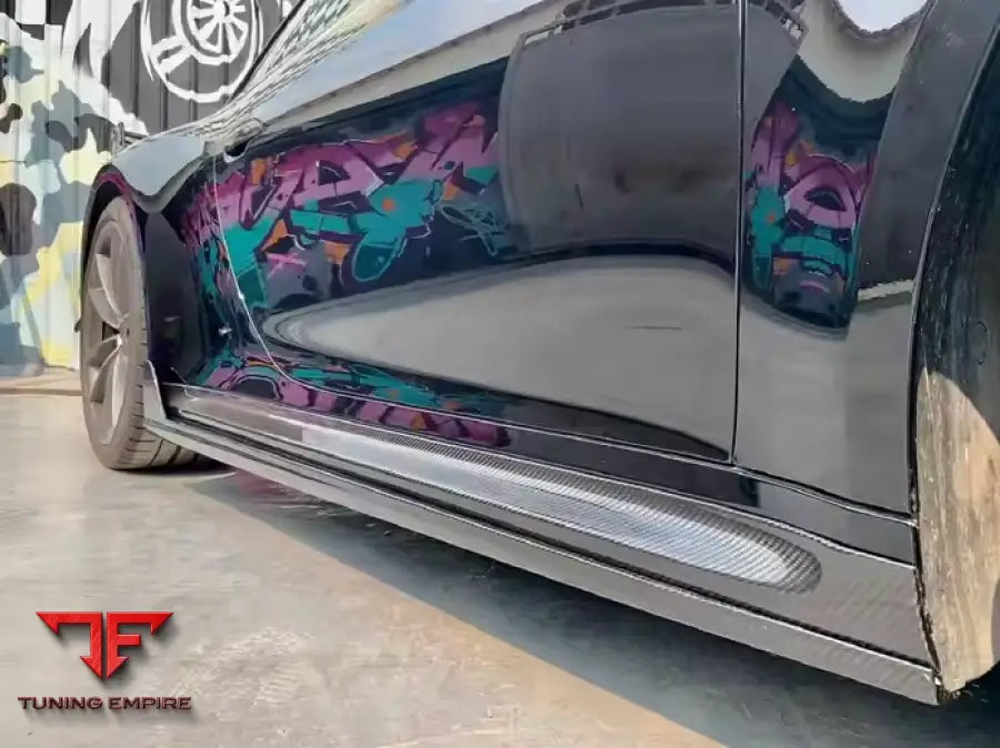 PORSCHE 911 CARBON BODY KIT PARTS