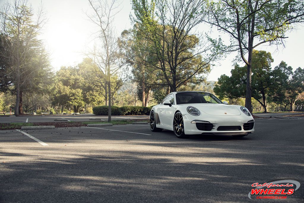 PORSCHE 911 CARRERA 991 on custom forged wheels