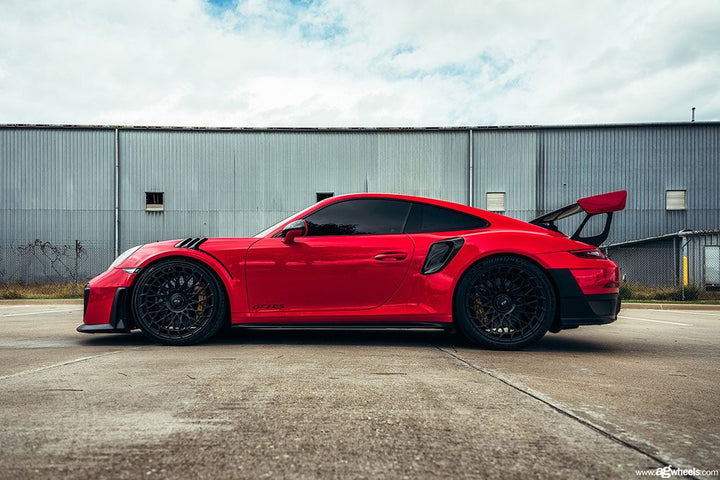 PORSCHE 911 GT2 RS 991 on custom forged wheels