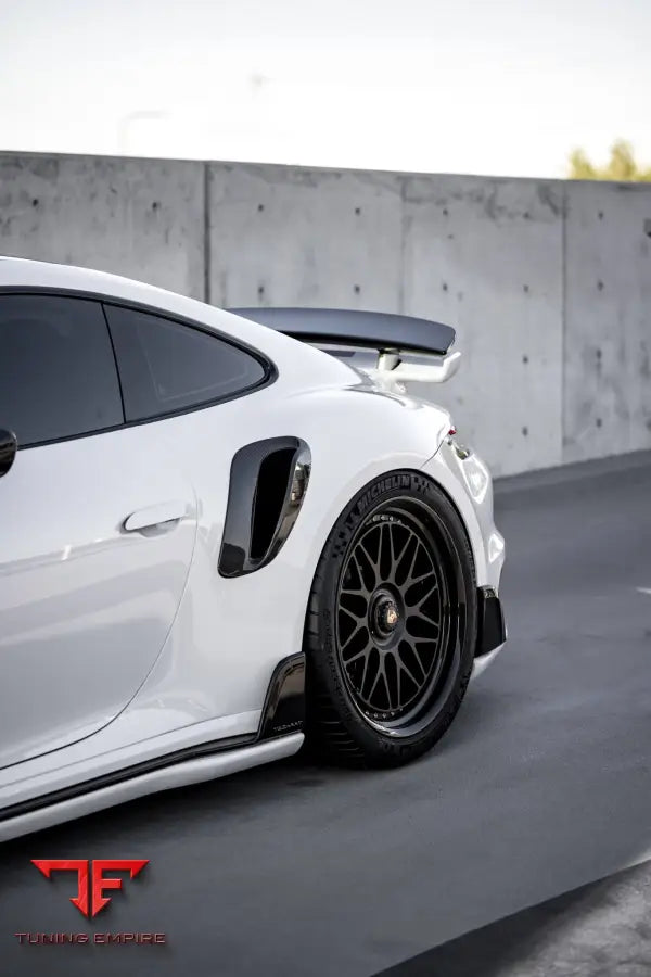 PORSCHE 911 TURBO FORGED WHEELS AND EXHAUST SYSTEM