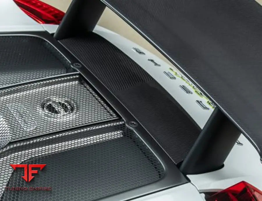 PORSCHE 918 CARBON PARTS