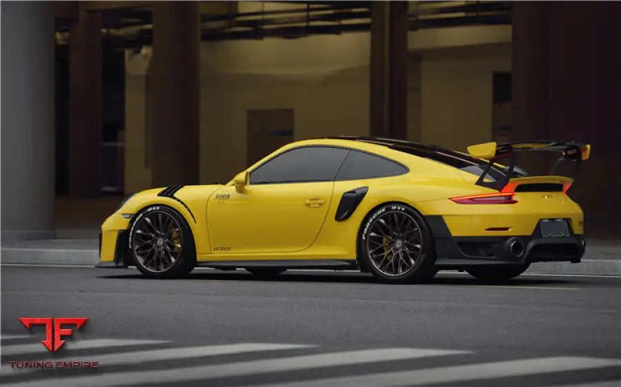 PORSCHE 991.1 / CARRERAS GT2RS STYLE CARBON FIBER SIDE SKIRTS BSD