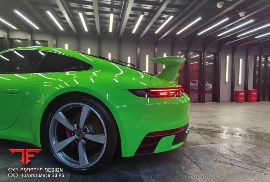 PORSCHE 992 CARBON FIBER PARTS