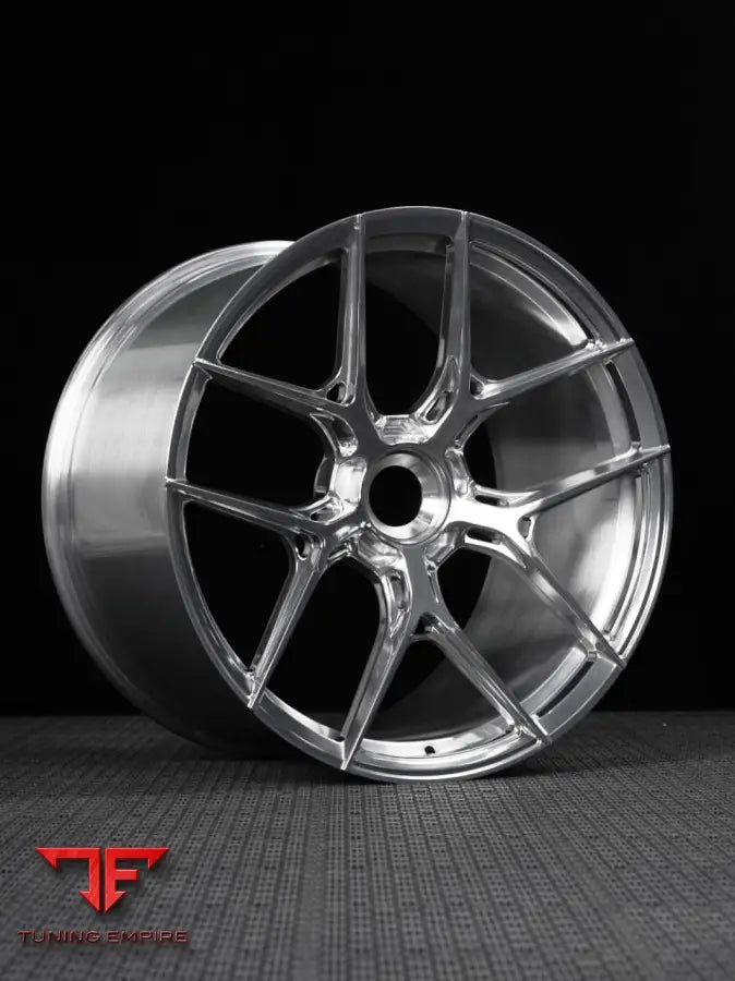 PORSCHE 992 CENTER LOCK GLOSS CLEAR FORGED RAZOR WHEELS