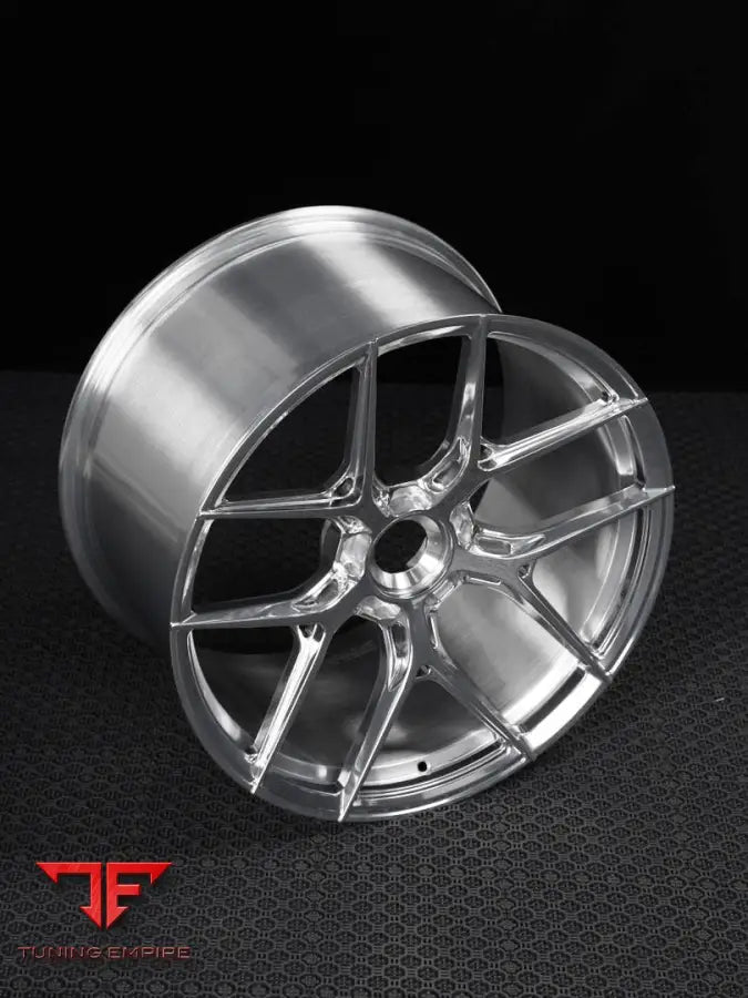 PORSCHE 992 CENTER LOCK GLOSS CLEAR FORGED RAZOR WHEELS
