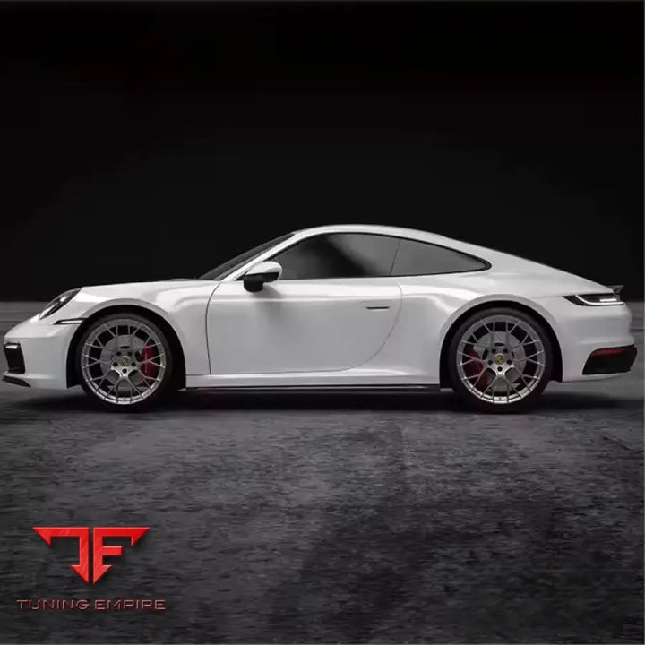 PORSCHE 992 DRY CARBON FIBER BODY KIT PARTS