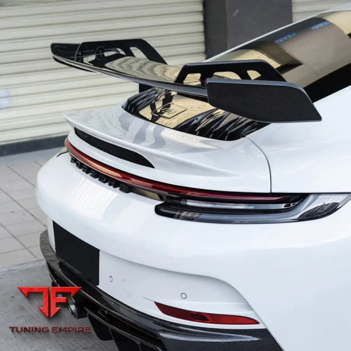 PORSCHE 992 DRY CARBON FIBER BODY KIT PARTS
