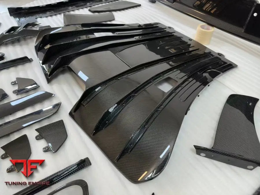 PORSCHE 992 GT3 RS OEM STYLE CARBON FIBER PARTS