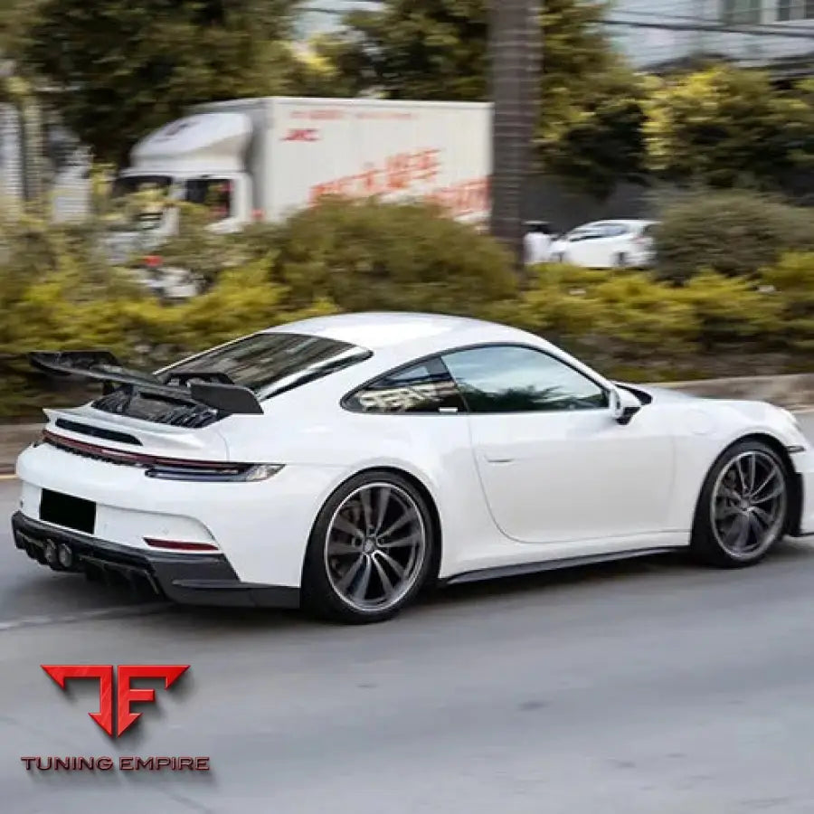 PORSCHE 992 GT3 STYLE CARBON FIBER PARTS