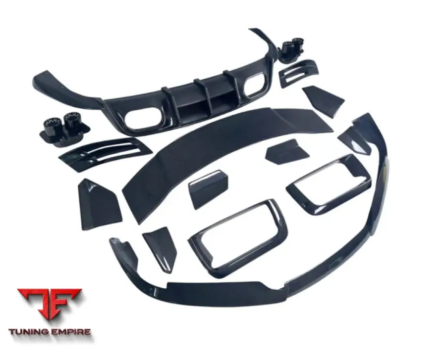 PORSCHE 992 TURBO CARBON BODY KIT