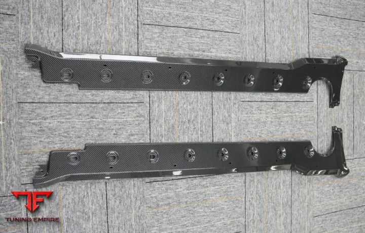 PORSCHE 992 TURBO S CARBON BODY KITS