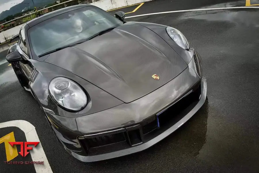 Porsche 992 Turbo S Dry Carbon Body kit